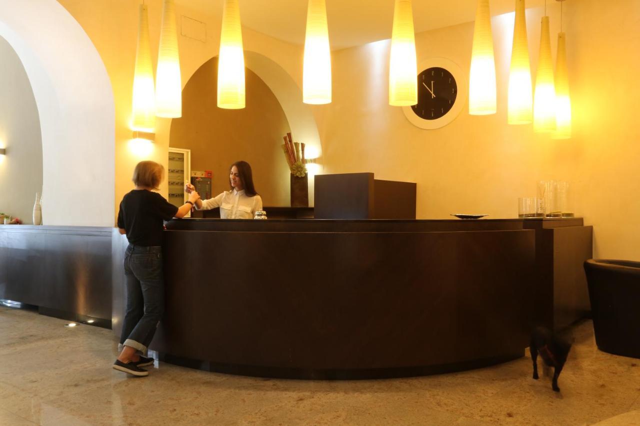 Hotel Europa Фоджа Екстер'єр фото
